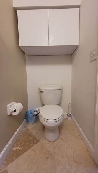 Half bathroom downstairs - 1049 Blackwater Dr