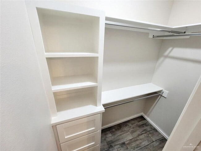 Building Photo - 13 N 56th St