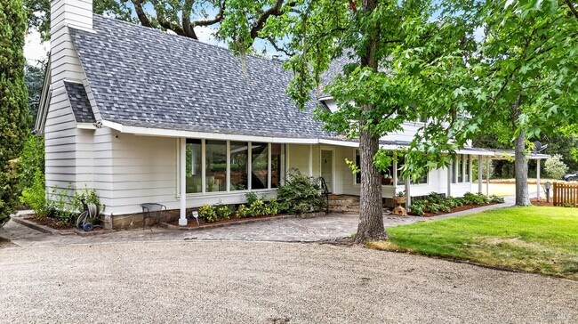 Building Photo - 4560 St Helena Hwy