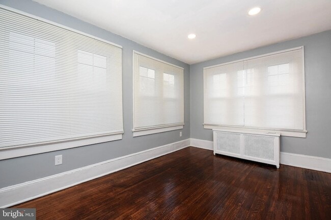 Building Photo - 2612 Olyphant Ave