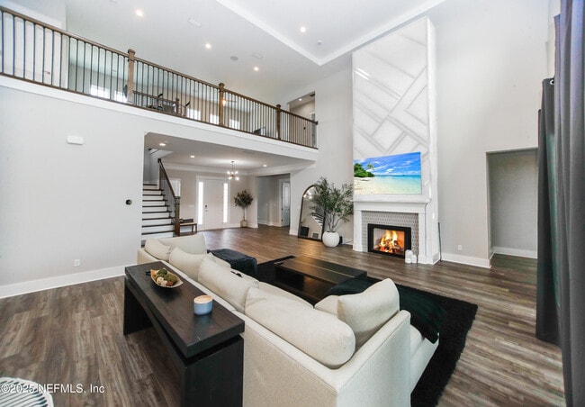 Building Photo - 151 Hillendale Cir