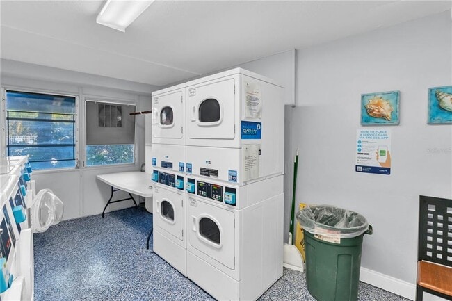 Building Photo - 3315 58th Ave S