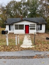 Building Photo - 209 W Church St