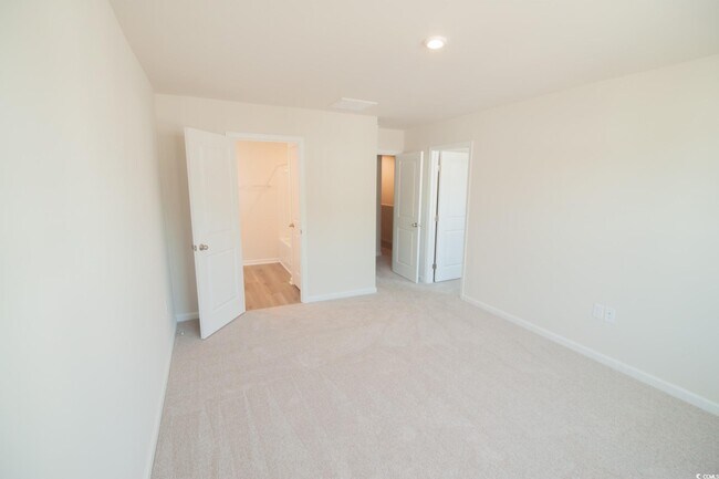 Building Photo - 261 Christiana Ln