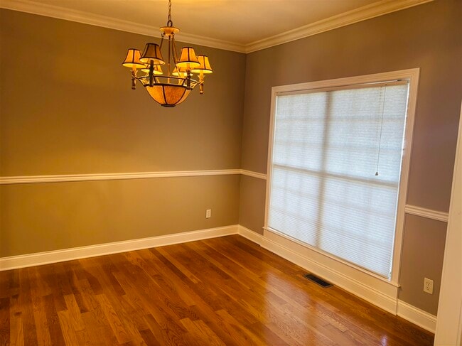 Building Photo - 2616 Danhaven Dr