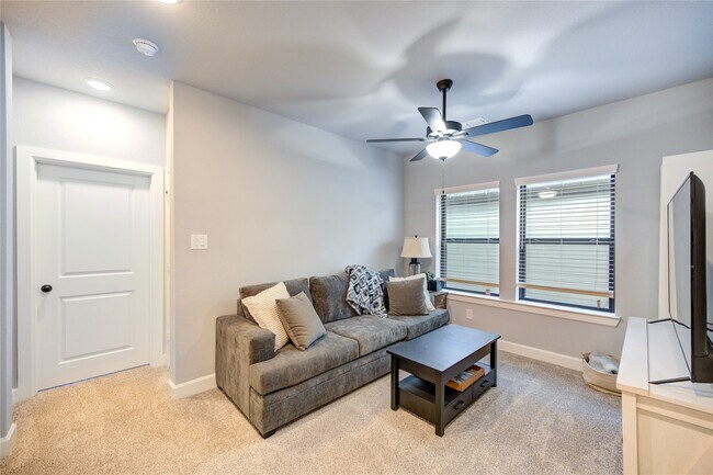 Building Photo - 11718 Cibolo Cyn Rd