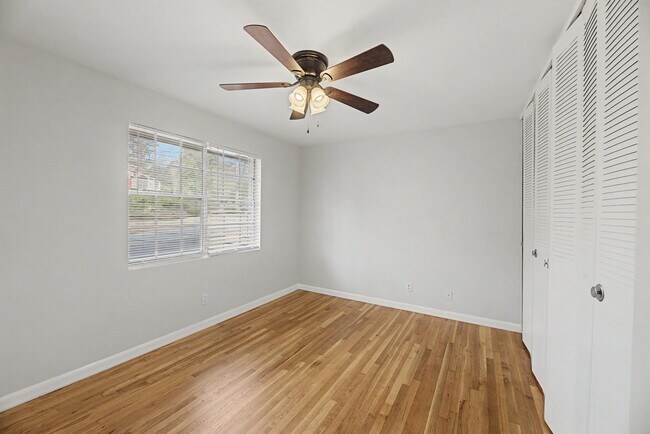 Building Photo - 465 Medlock Rd