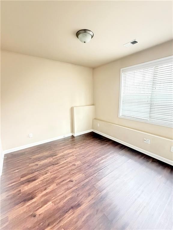 Building Photo - 4954 Rosalie Rd