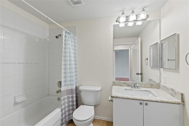 Building Photo - 1309 Belmont Pl