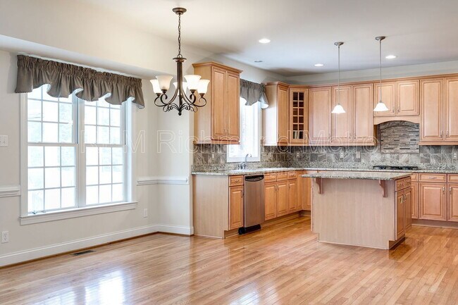 Building Photo - 7667 Patriots Landing Pl