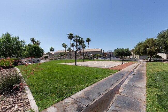 Building Photo - Two bedroom townhome with garage in gated ...