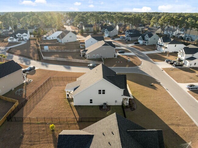 Building Photo - 301 Gander Ct