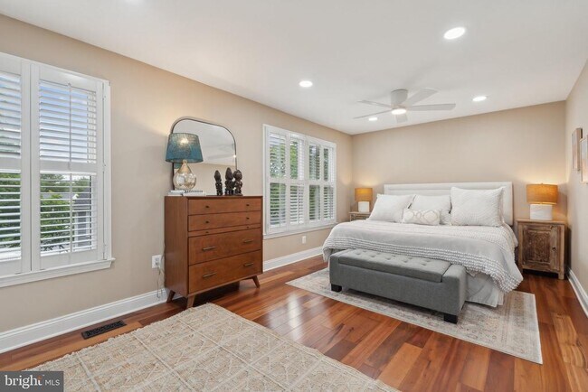 Building Photo - 10719 Sugar Meadow Dr