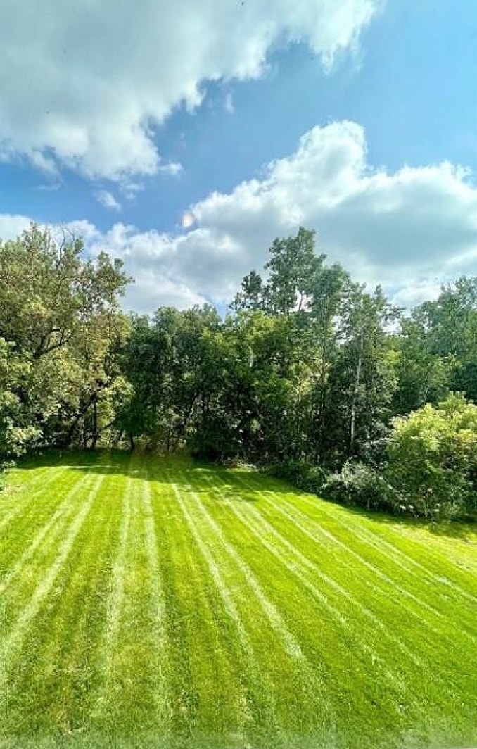 Building Photo - 525 Fairbrook St