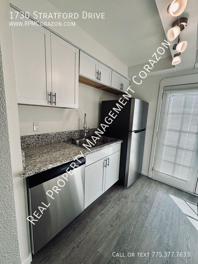 Building Photo - 3 bed 1 bath newly remodeled unit! New eve...