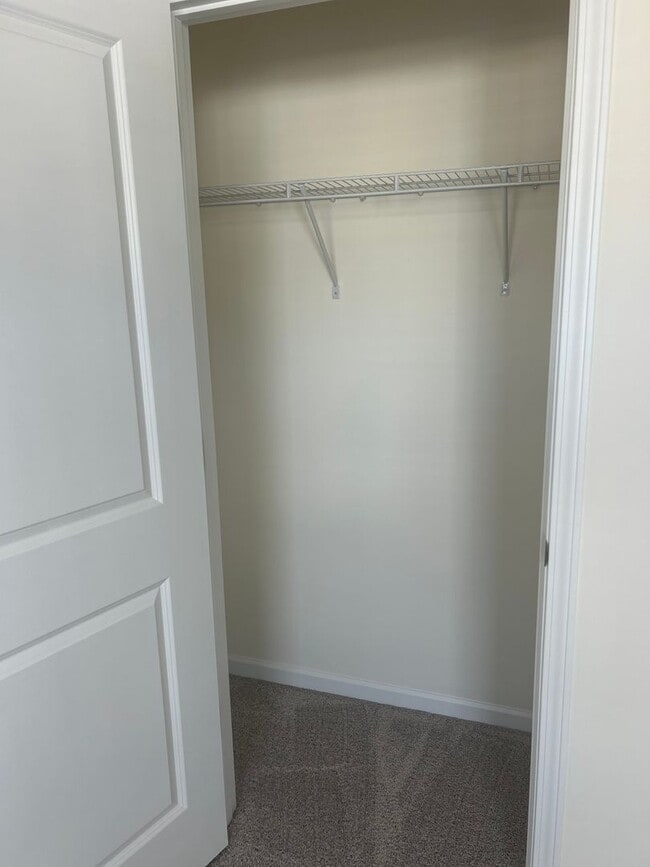 Building Photo - Brand new Townhome in Newton