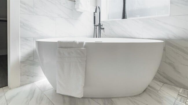 Building Photo - 505 Carl St