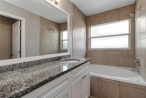 Building Photo - 4208 Boca Woods Dr