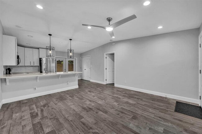 Building Photo - 4020 Ibis Dr