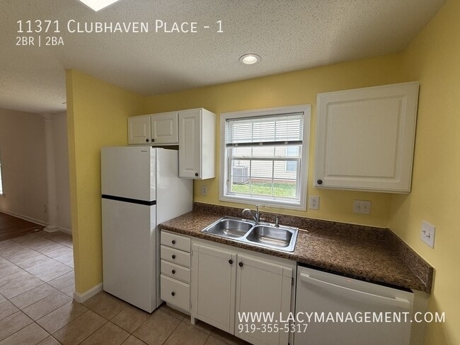 Building Photo - 11371 Clubhaven Pl