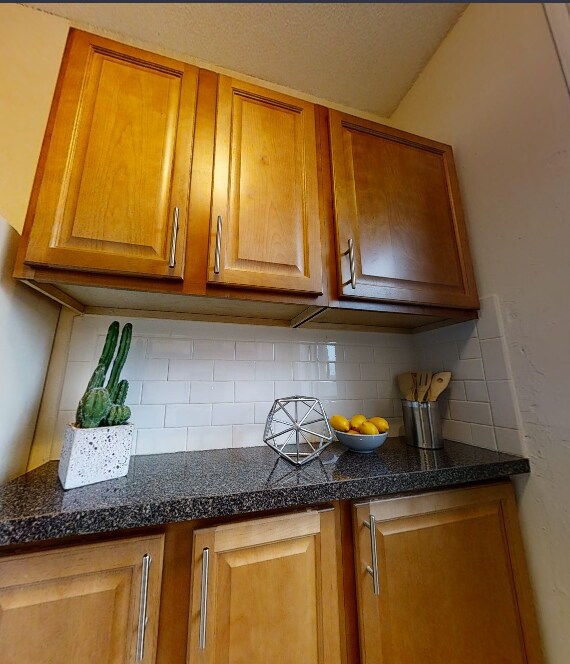 Building Photo - 1147 Commonwealth Ave