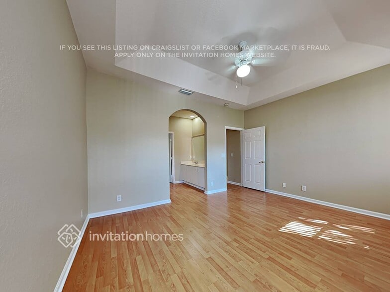 Building Photo - 4916 Pelican St