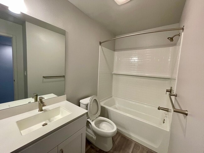 Building Photo - Home for Rent in Hoopili (Lehua) 4 BED/2.5 BATH + Garage!