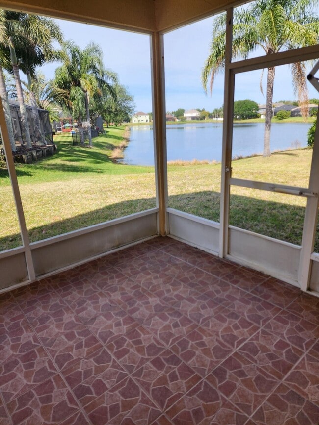 Building Photo - 3941 Orchard Dr