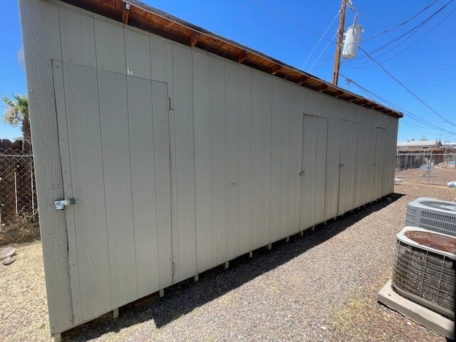 Building Photo - 2175 Riviera Blvd