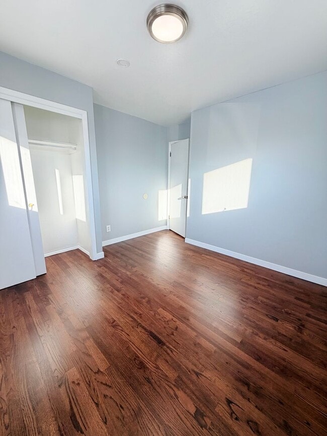 Building Photo - Beautiful Home 3 bed 2.0 baths