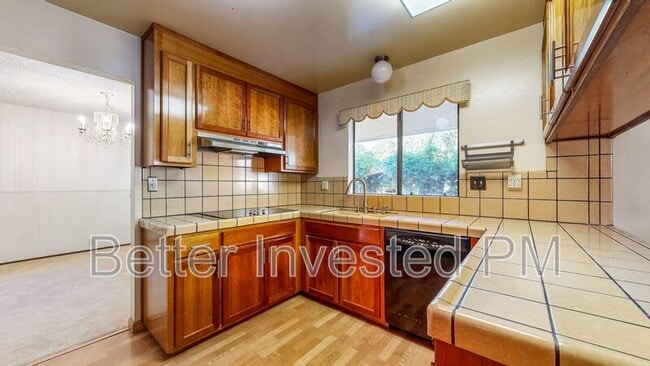 Building Photo - 2530 Brookhaven Dr
