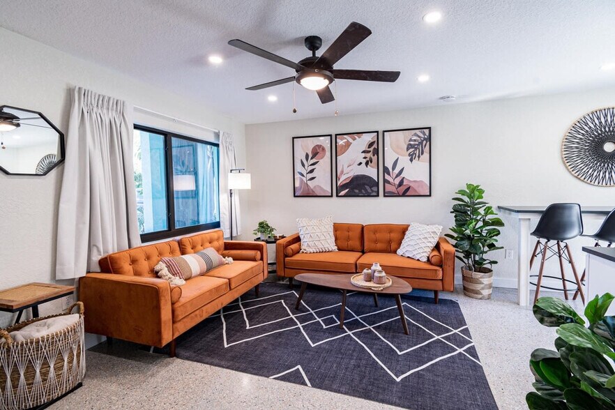 Primary Photo - 400 S Atlantic Ave