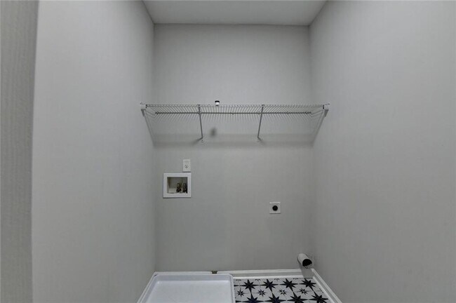 Building Photo - 4032 Ridge Grove Way