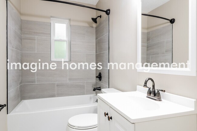 Building Photo - Pet-Friendly 3 Bedroom Home in Madeira