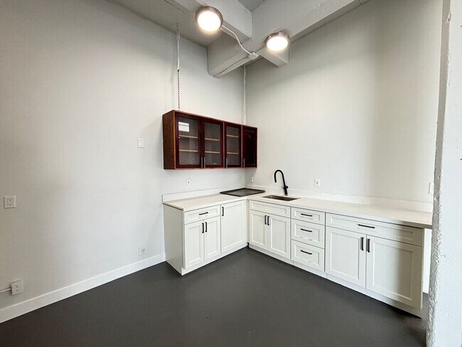 Building Photo - 1341 58th Ave