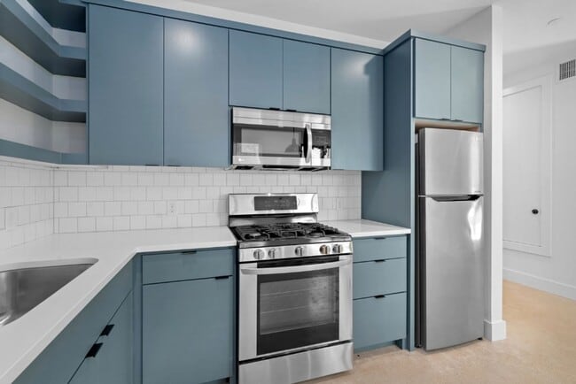 Primary Photo - 4006 Avenue C