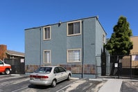 Building Photo - Pacific Terrace Apartments