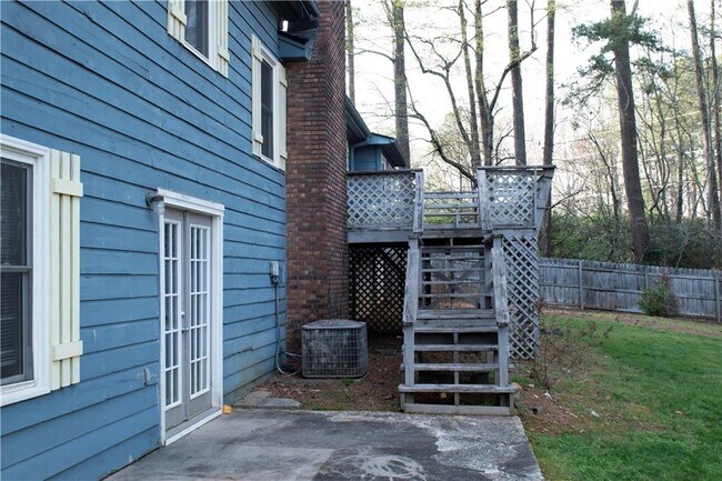 Building Photo - 3626 Thompson Bend