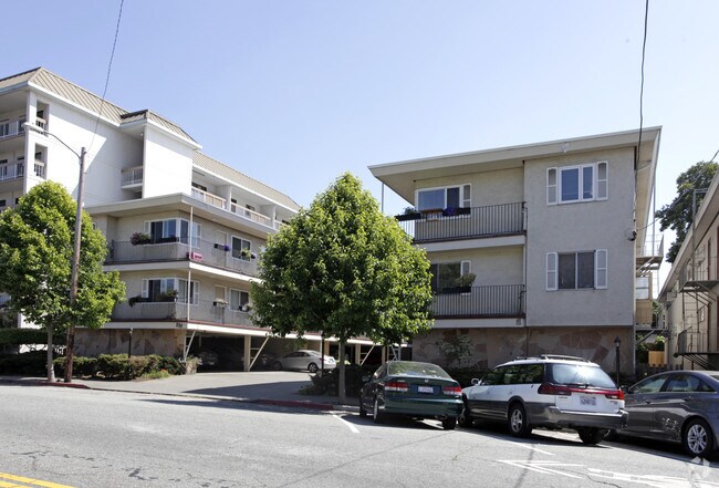 Primary Photo - 41T Apartments