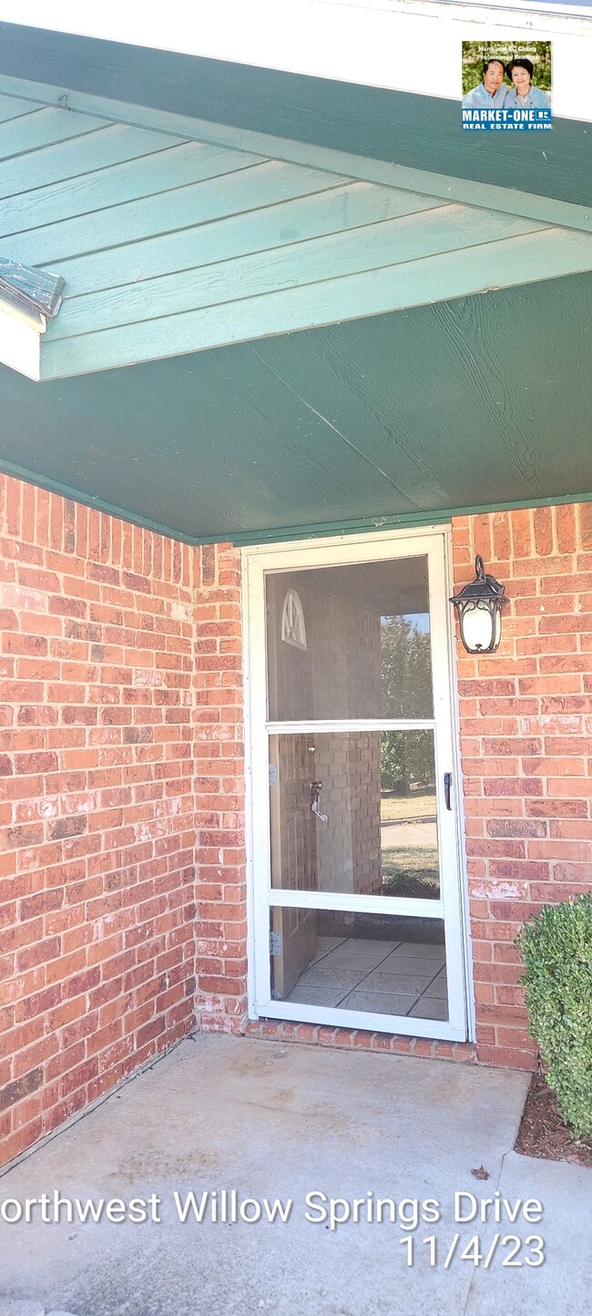 Building Photo - 6840 NW Willow Springs Dr