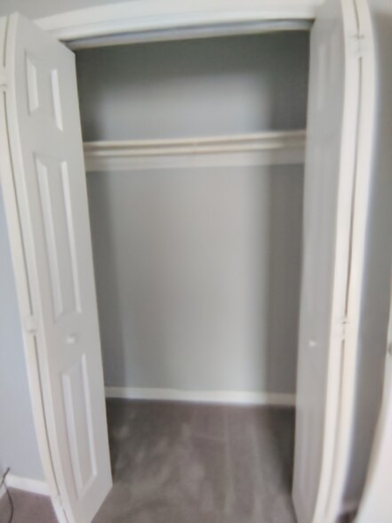 Building Photo - 16 Duiguid Dr