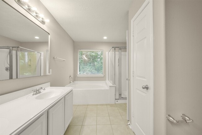 Building Photo - 171 N Burberry Park Cir