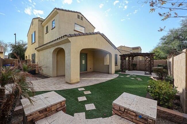 Building Photo - Lovely 4 bed 3 bath in core Chandler, ( Oc...