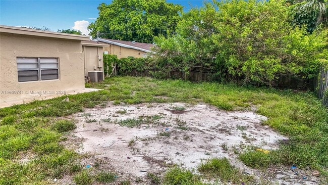 Building Photo - 1777 NW 34th Ave