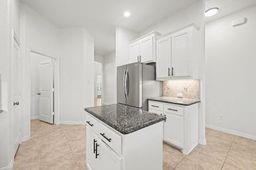 Building Photo - 12913 Palancar Dr