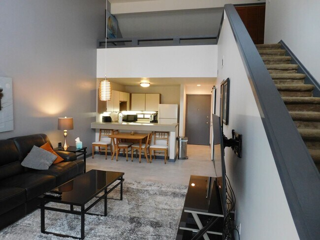 Building Photo - 1607 Harbourside Dr