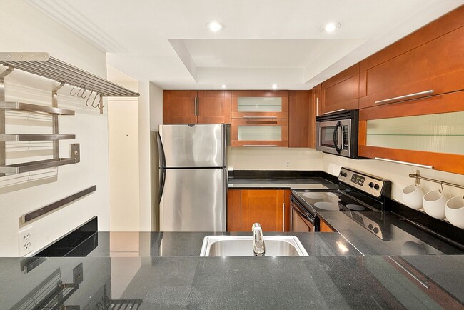 Building Photo - 1Bd/1Ba Seattle Condo