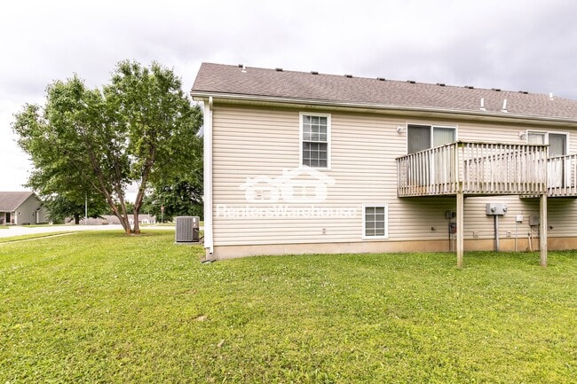 Building Photo - 1500 Galway Ct