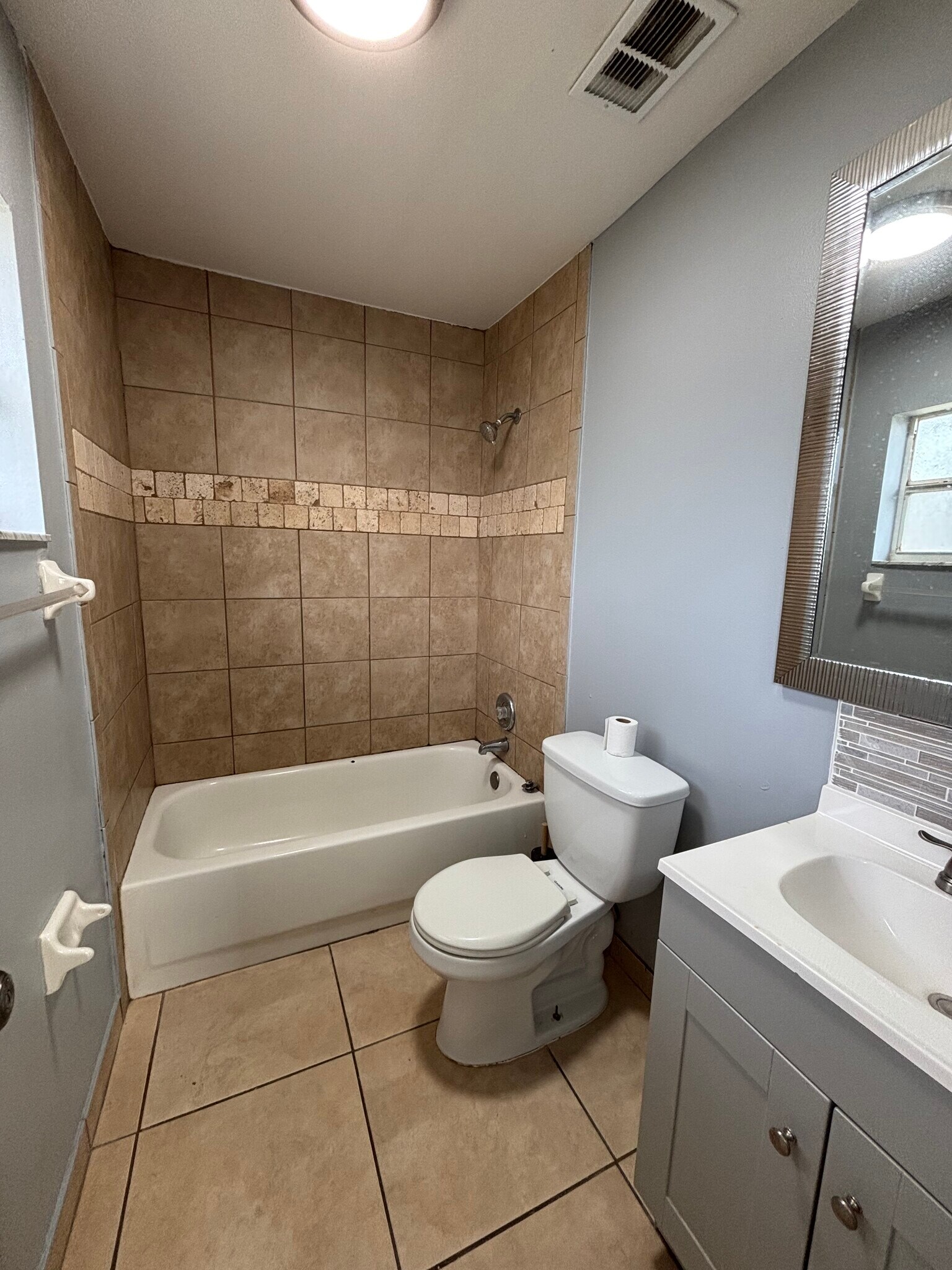 Building Photo - 452 Apopka Hills Cir