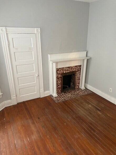 Building Photo - 214 Arlington Ave